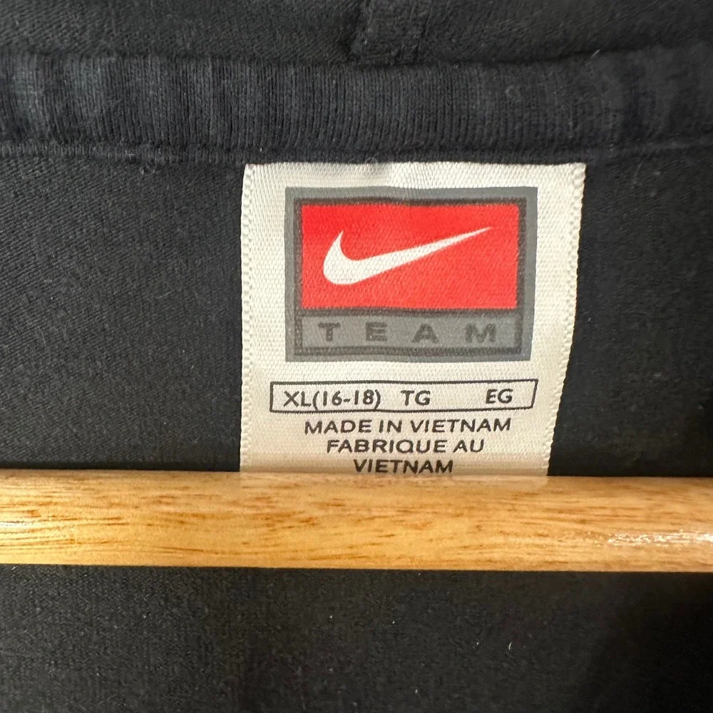 Nike Team Oregon‎ State Beavers Hooded Long Sleeve T-Shirt Black Youth XL 16-18